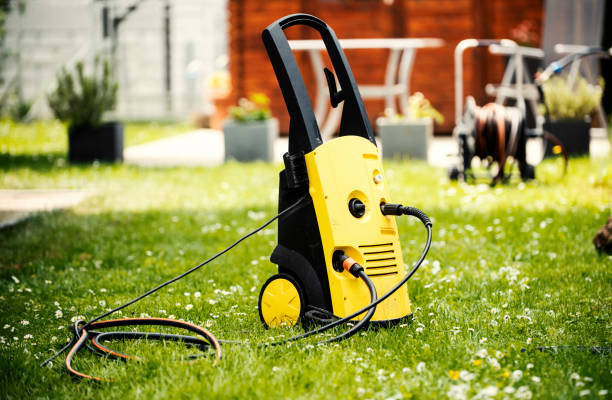 Best Pool Deck Cleaning in Johnstown, PA